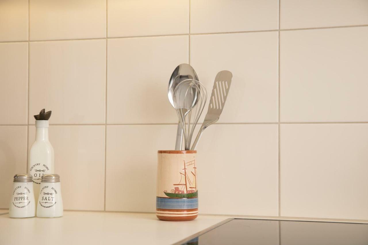 Metro Fix Cosy Apartment Atenas Exterior foto