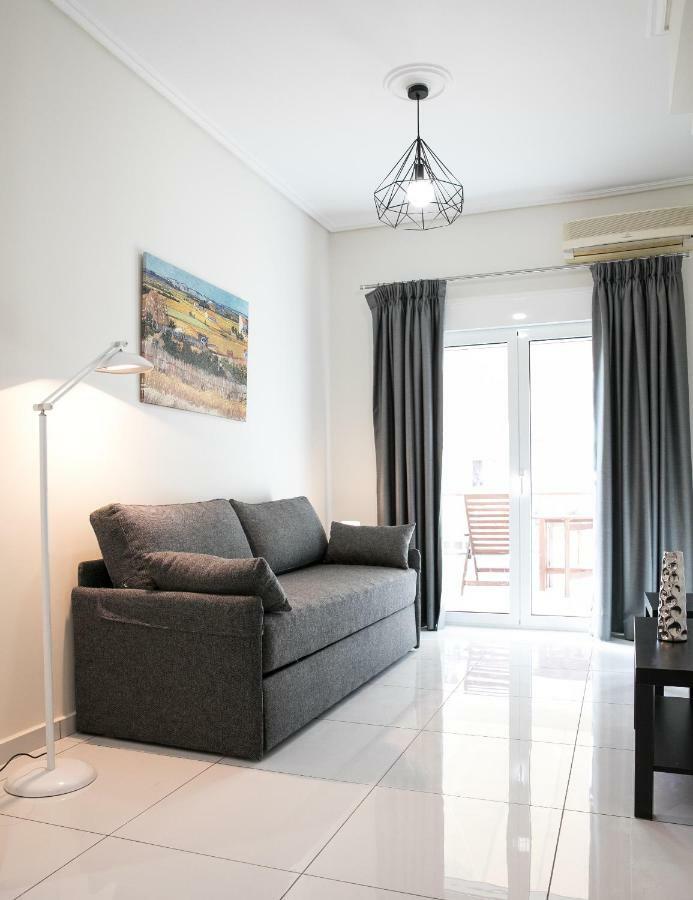 Metro Fix Cosy Apartment Atenas Exterior foto
